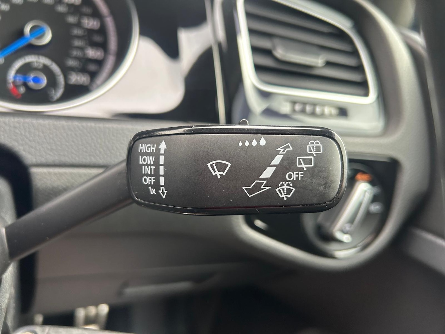 Used Volkswagen Golf 2016 for sale - 76991760: Photo 48