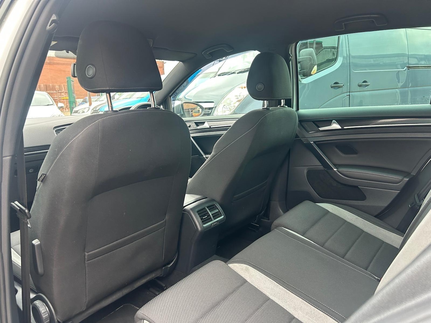 Used Volkswagen Golf 2016 for sale - 76991760: Photo 63