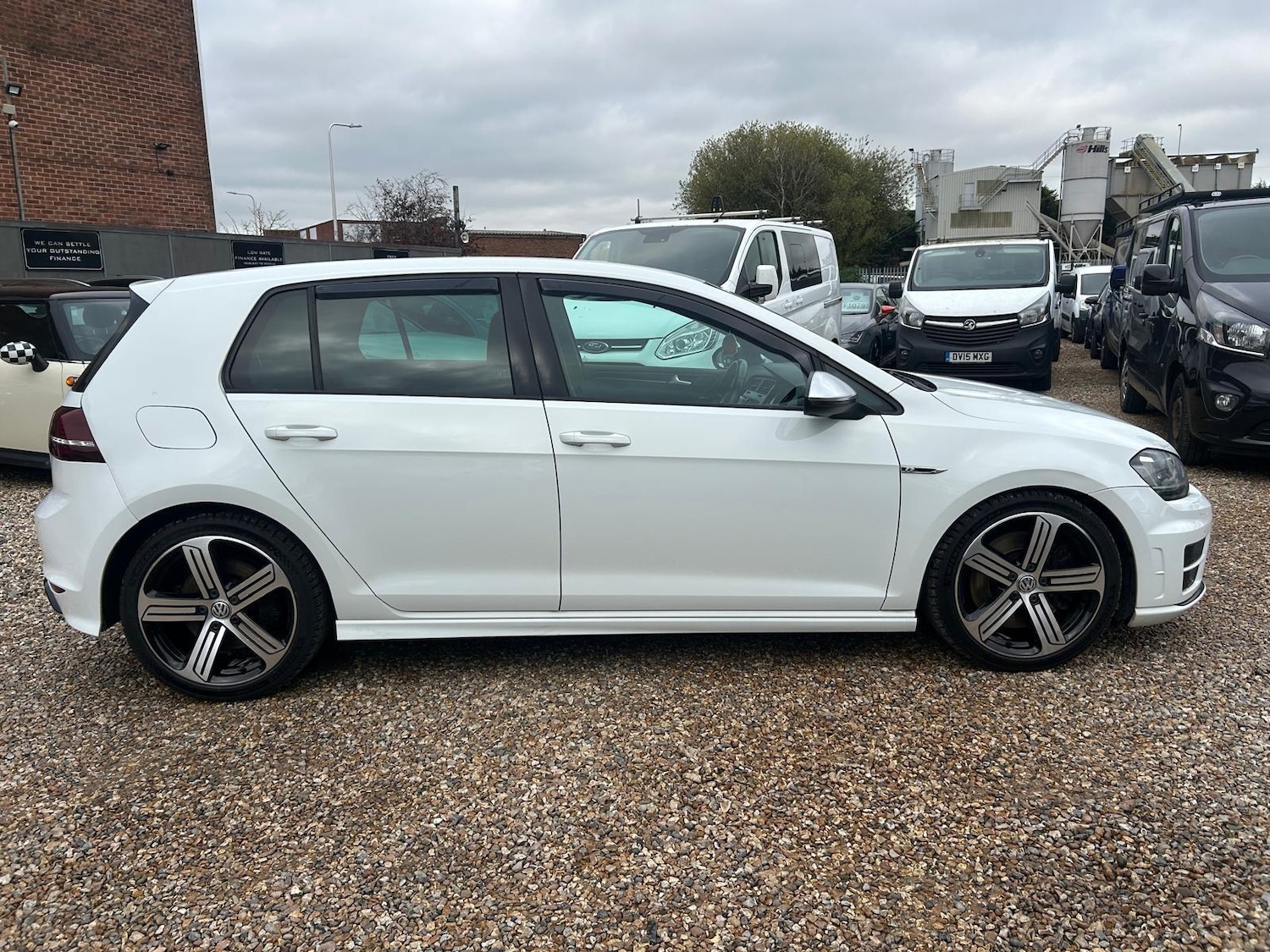 Used Volkswagen Golf 2016 for sale - 76991760: Photo 8