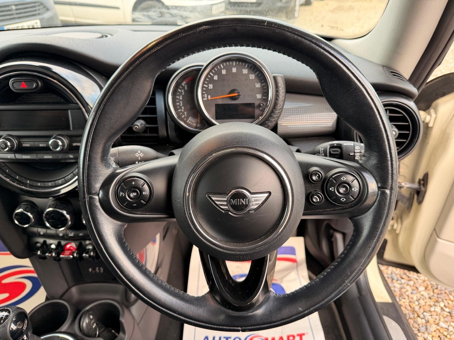 Used MINI Hatch 2014 for sale - 76645822: Photo 15