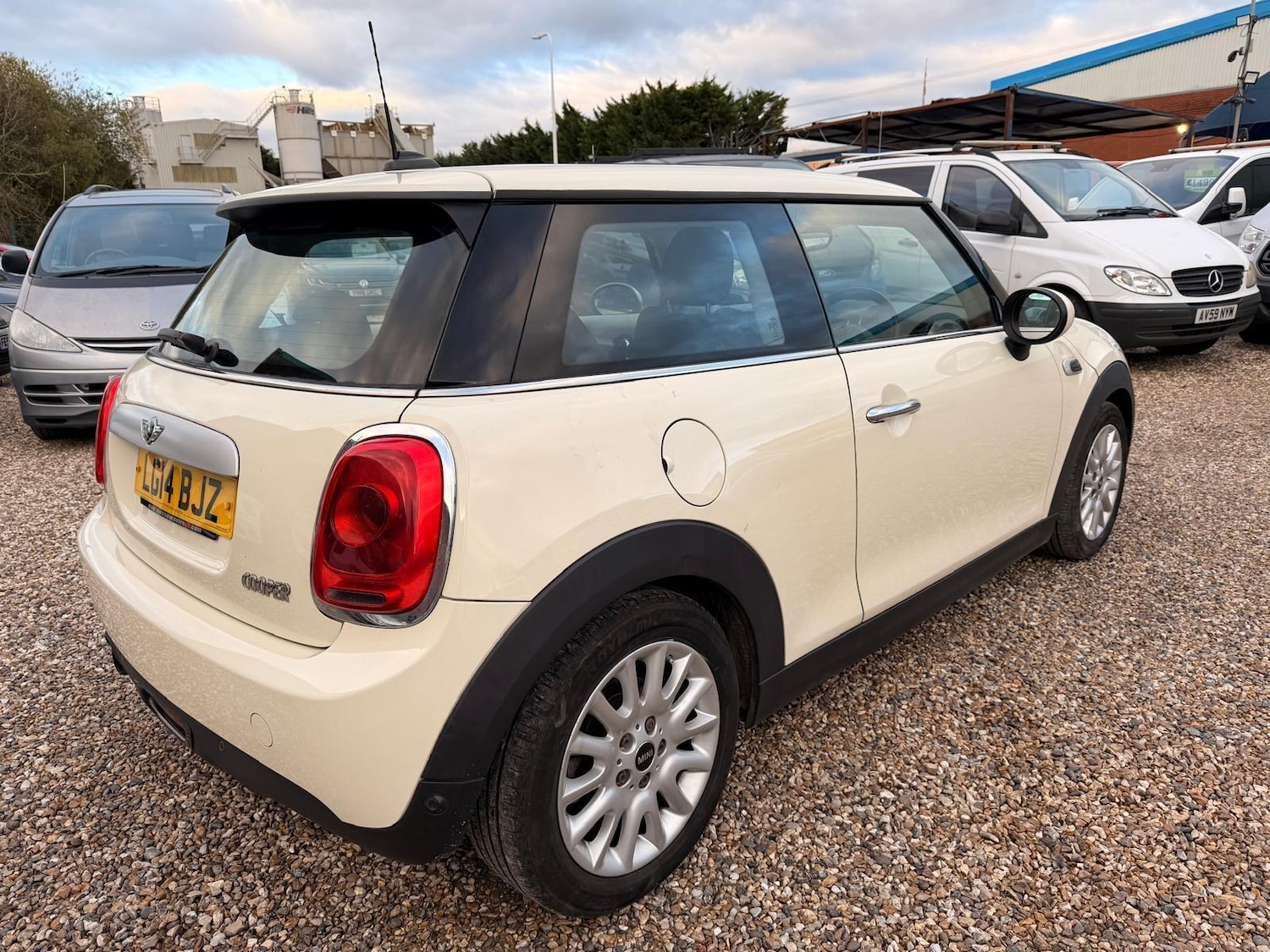 Used MINI Hatch 2014 for sale - 76645822: Photo 65