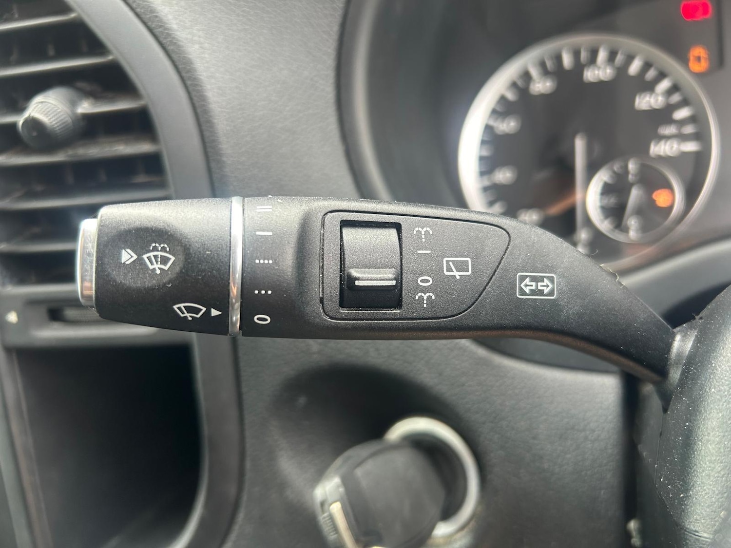 Used Mercedes-Benz Vito 2015 for sale - 76997751: Photo 47