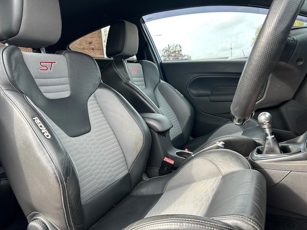 Used Ford Fiesta 2017 for sale - 76167032: Photo 13