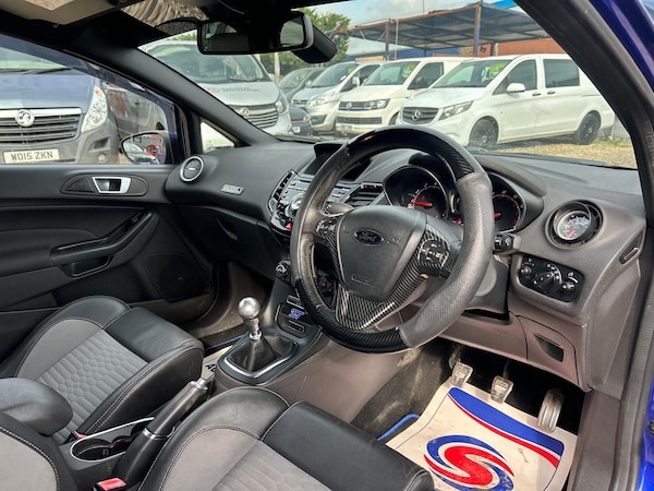 Used Ford Fiesta 2017 for sale - 76167032: Photo 40