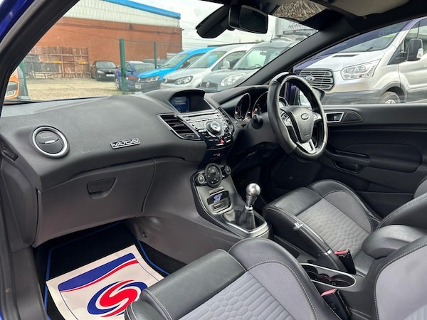 Used Ford Fiesta 2017 for sale - 76167032: Photo 52