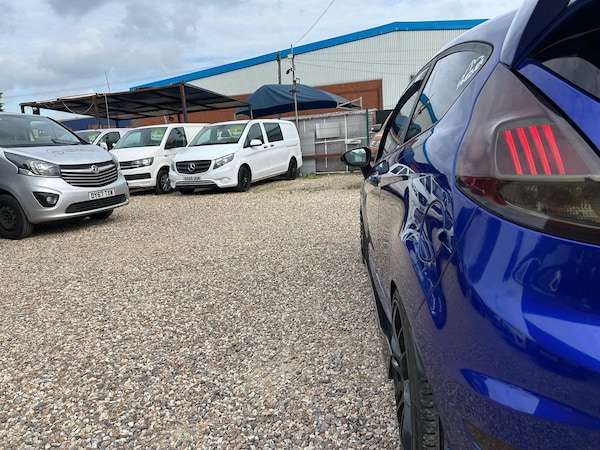 Used Ford Fiesta 2017 for sale - 76167032: Photo 72