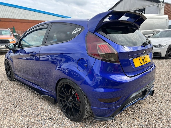 Used Ford Fiesta 2017 for sale - 76167032: Photo 76