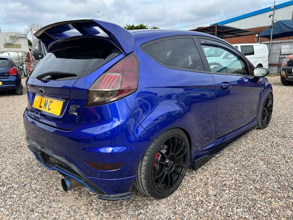 Used Ford Fiesta 2017 for sale - 76167032: Photo 77