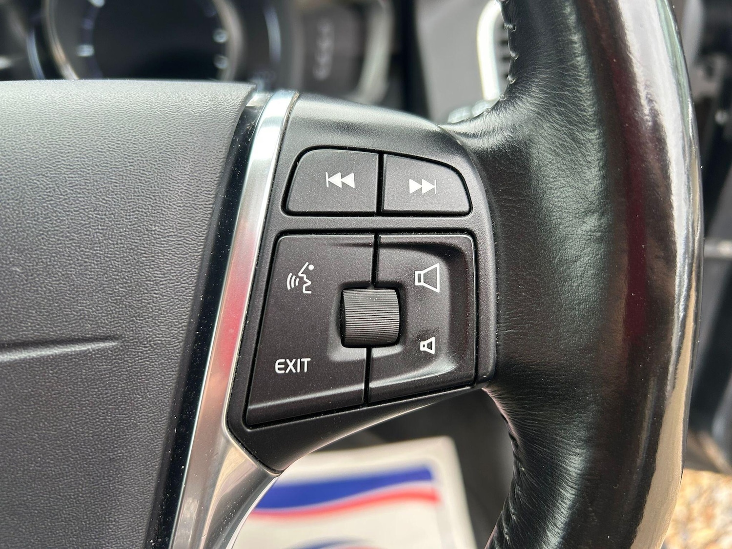 Used Volvo XC60 2015 for sale - 76987826: Photo 17