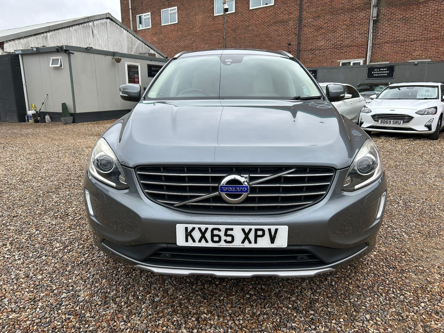 Used Volvo XC60 2015 for sale - 76987826: Photo 3