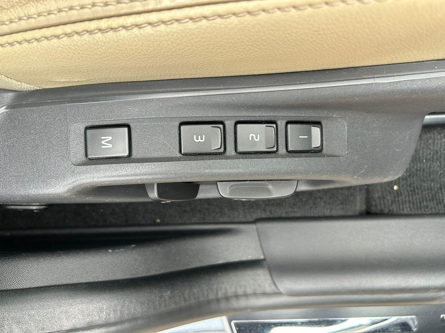 Used Volvo XC60 2015 for sale - 76987826: Photo 52