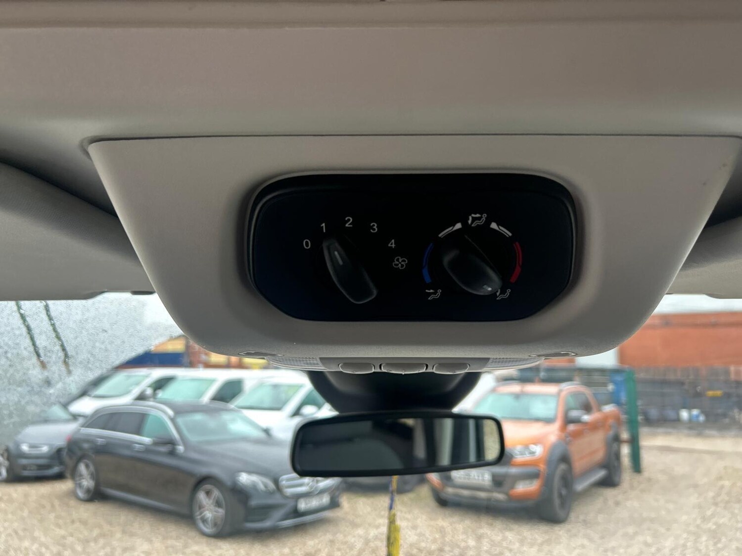 Used Ford Transit 2018 for sale - 76109672: Photo 28