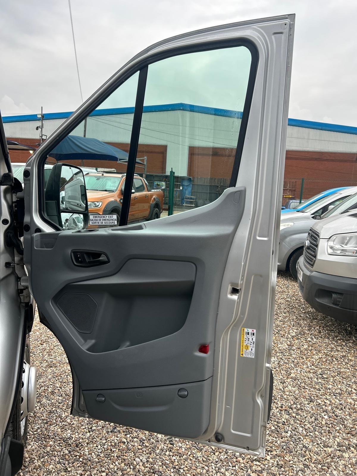 Used Ford Transit 2018 for sale - 76109672: Photo 32