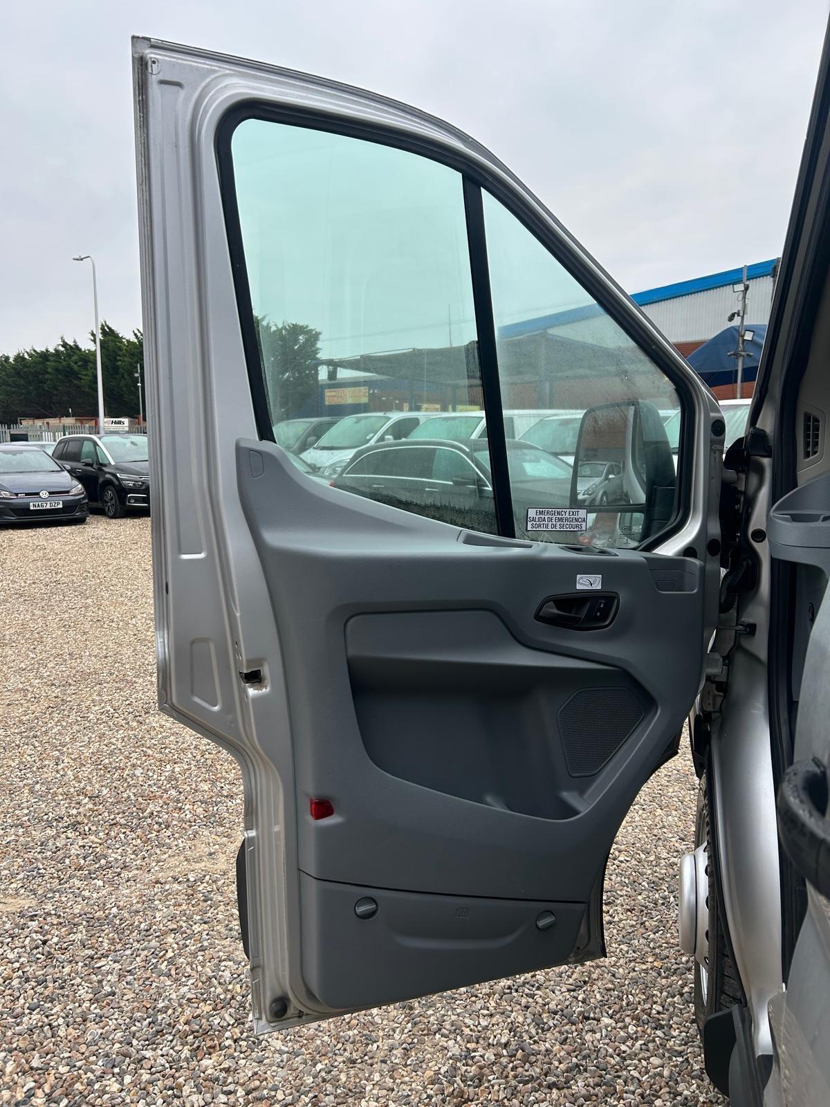 Used Ford Transit 2018 for sale - 76109672: Photo 78
