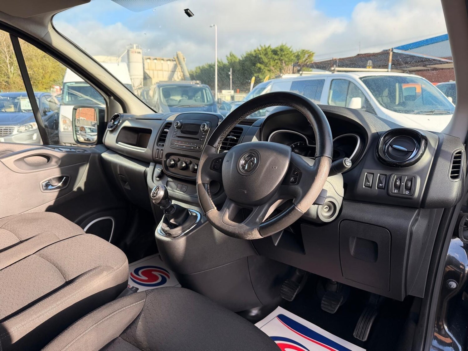 Used Vauxhall Vivaro 2017 for sale - 76573229: Photo 24