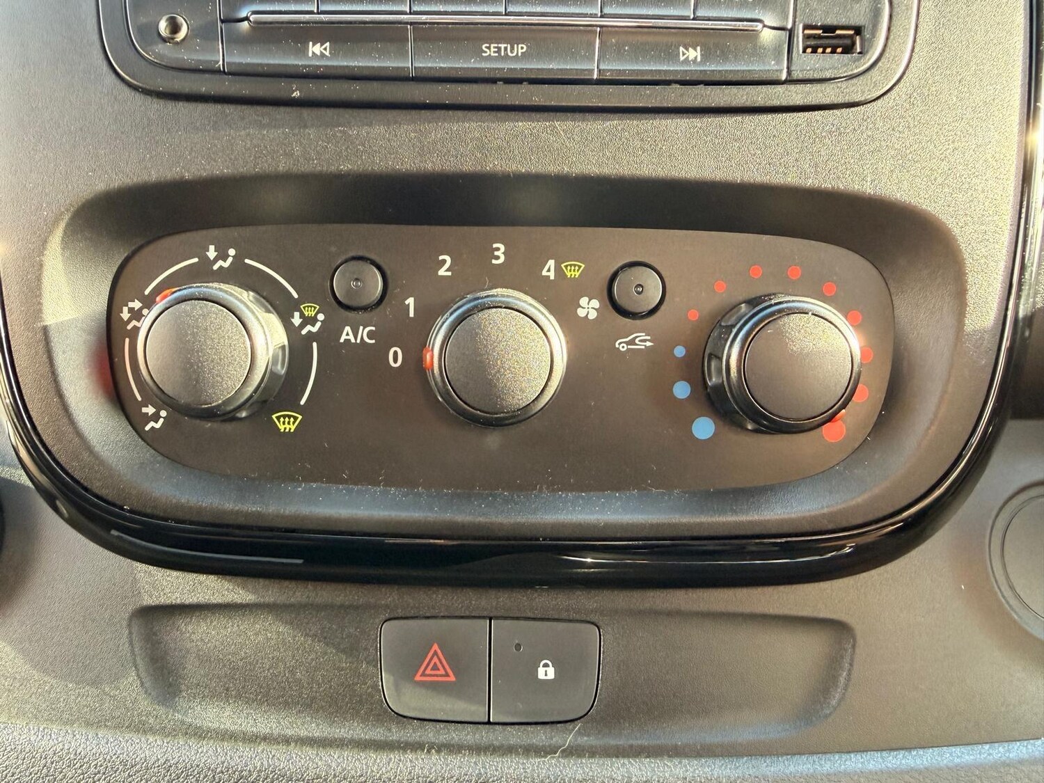 Used Vauxhall Vivaro 2017 for sale - 76573229: Photo 33