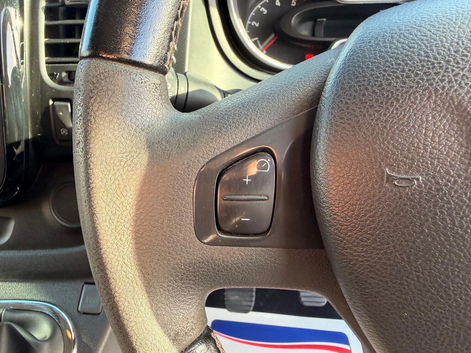 Used Vauxhall Vivaro 2017 for sale - 76573229: Photo 51