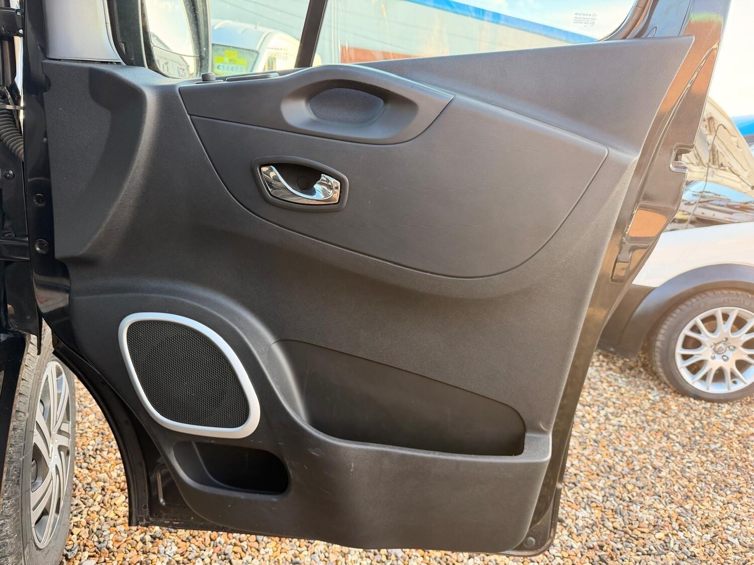 Used Vauxhall Vivaro 2017 for sale - 76573229: Photo 58