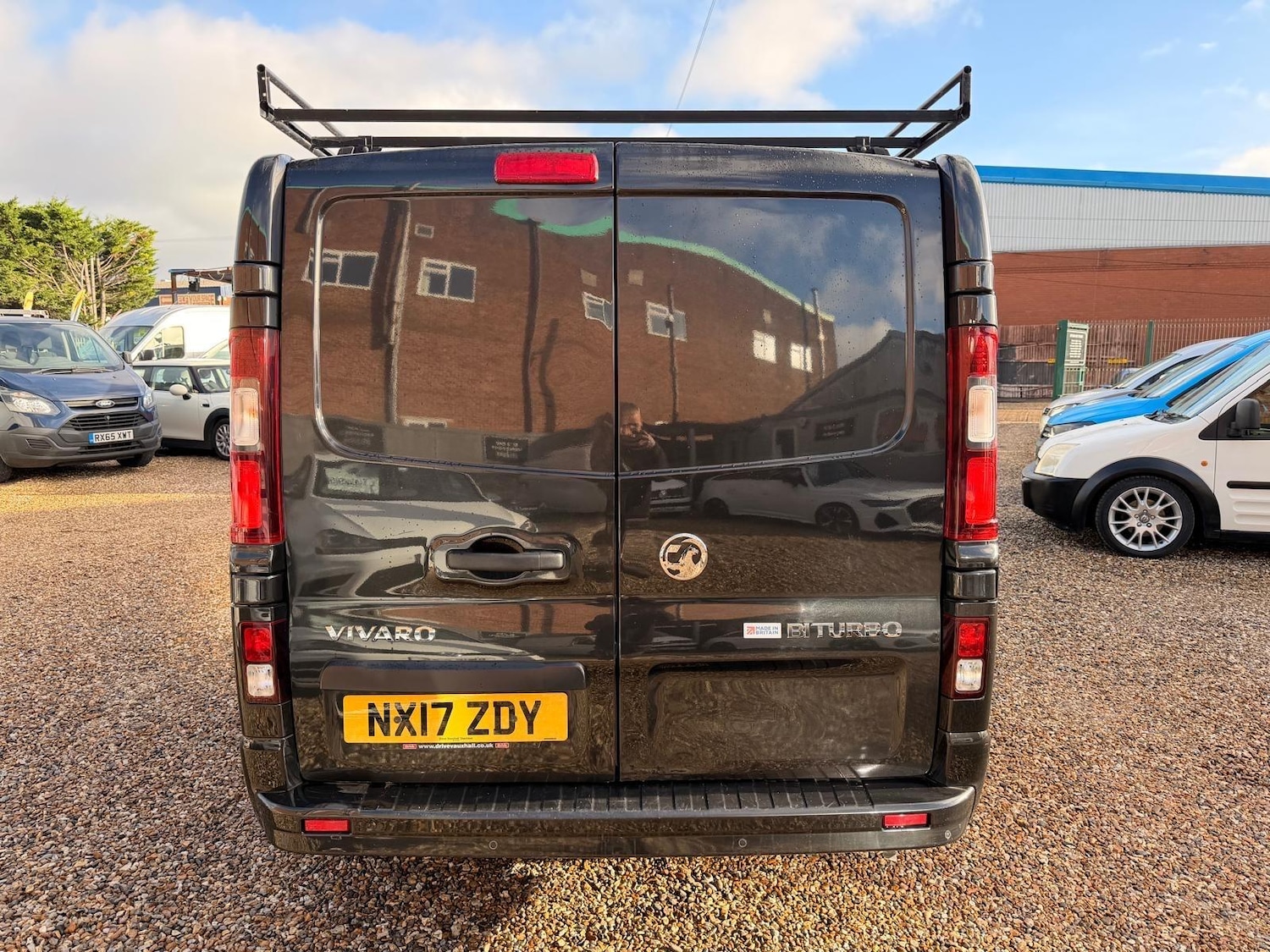 Used Vauxhall Vivaro 2017 for sale - 76573229: Photo 8