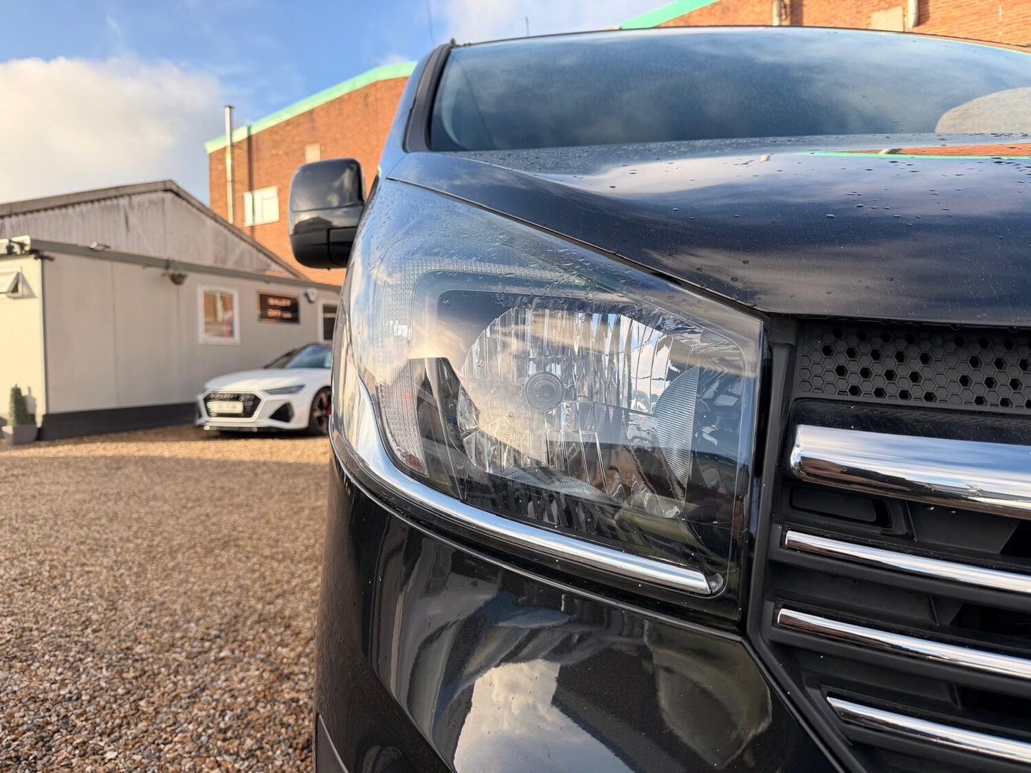 Used Vauxhall Vivaro 2017 for sale - 76573229: Photo 81