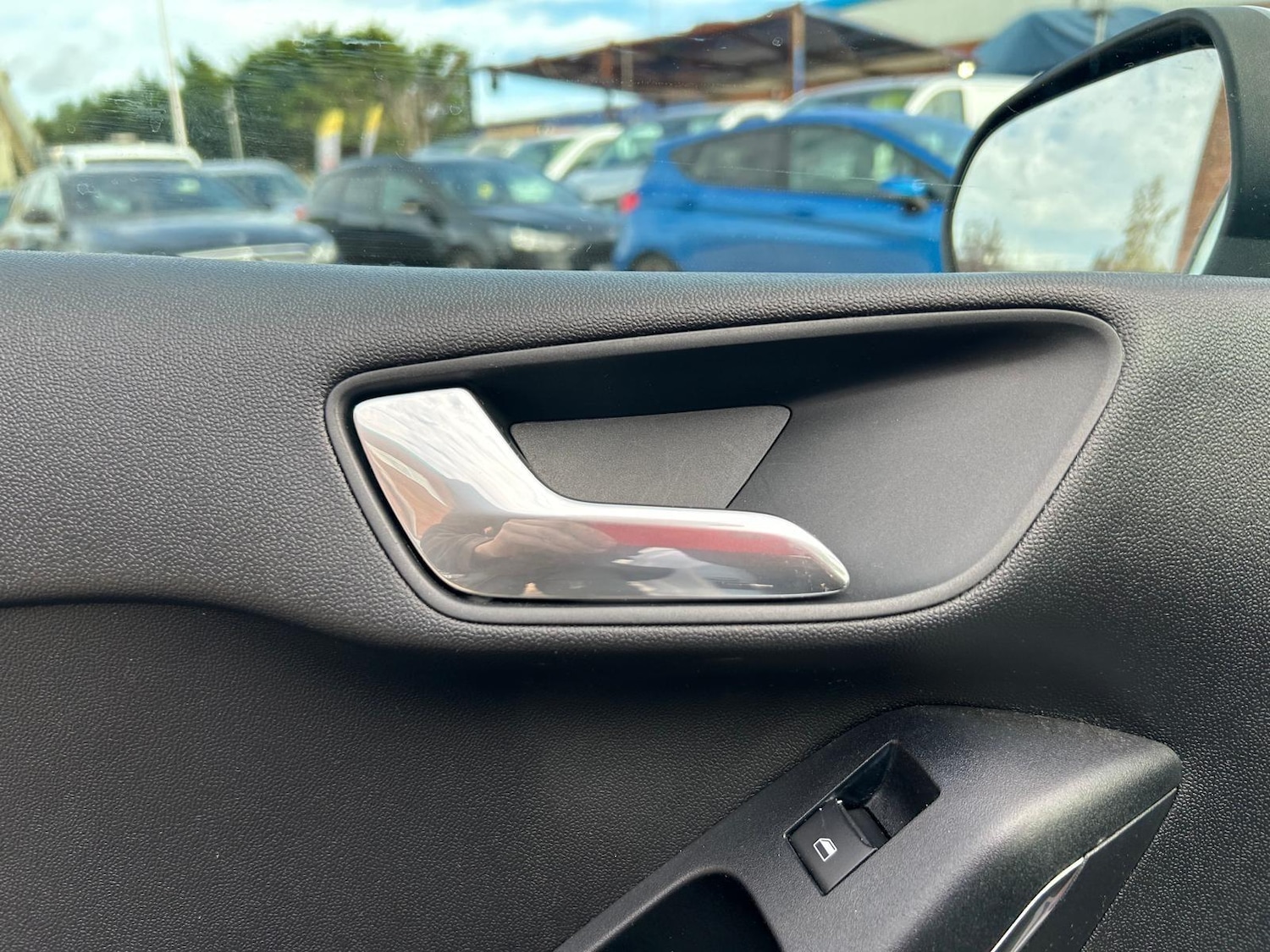 Used Ford Fiesta 2017 for sale - 76371476: Photo 59