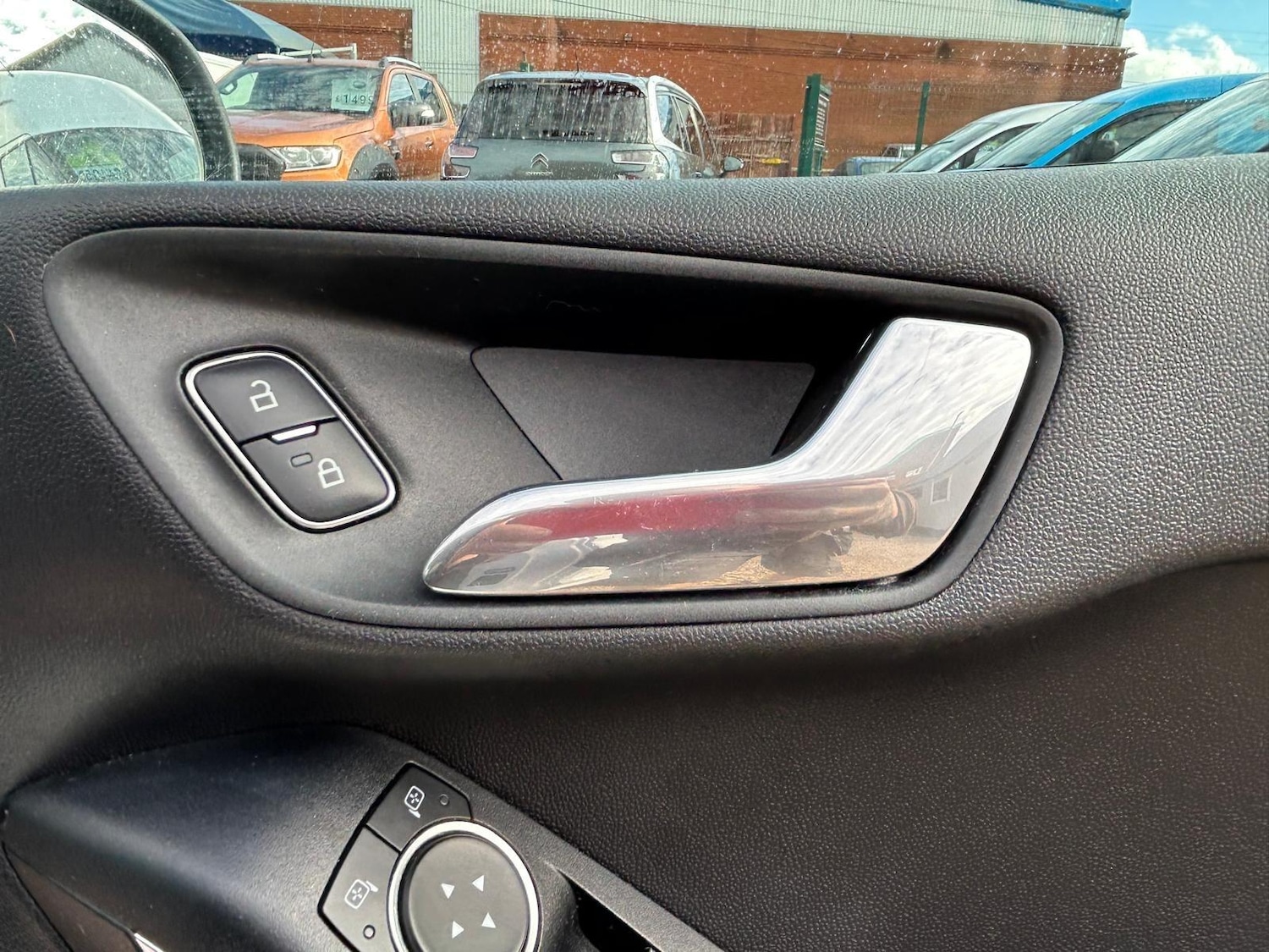 Used Ford Fiesta 2017 for sale - 76371476: Photo 63