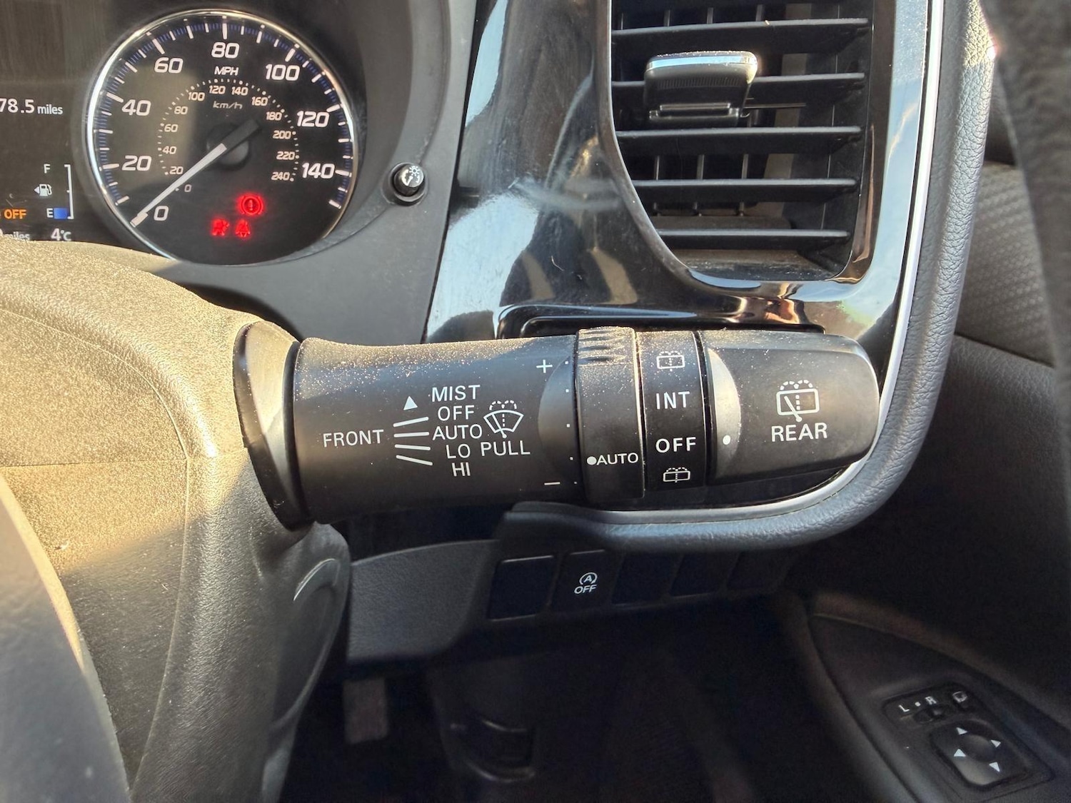 Used Mitsubishi Outlander 2017 for sale - 76728209: Photo 23