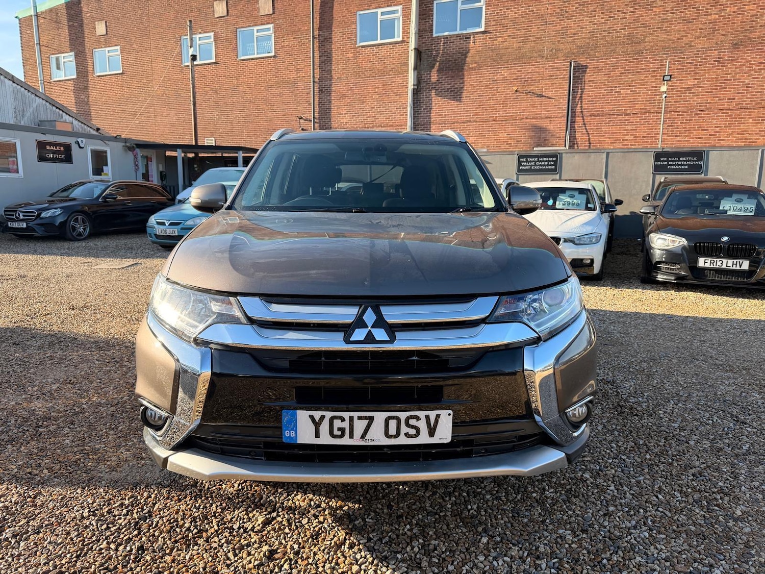 Used Mitsubishi Outlander 2017 for sale - 76728209: Photo 3