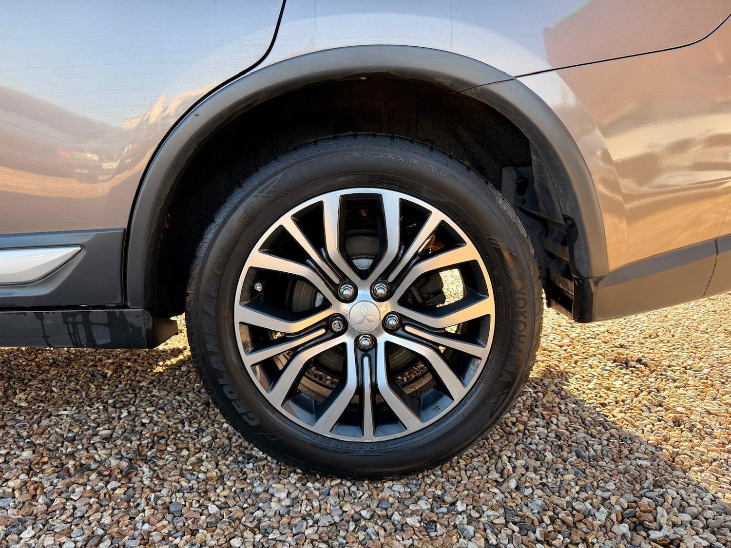 Used Mitsubishi Outlander 2017 for sale - 76728209: Photo 37