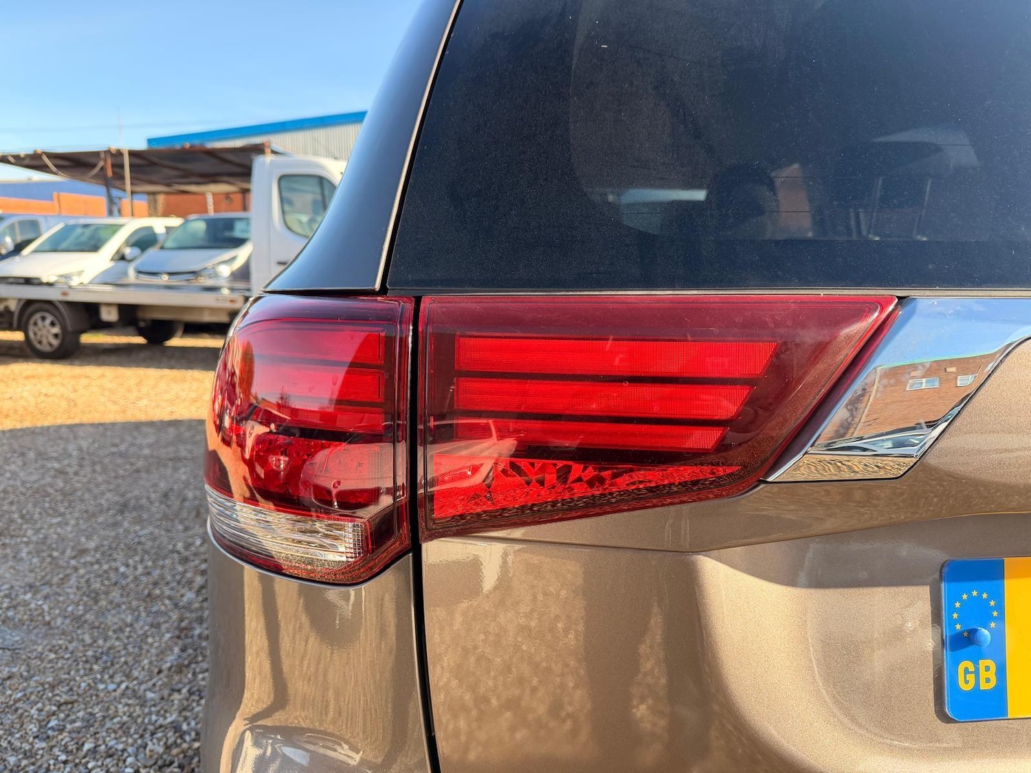 Used Mitsubishi Outlander 2017 for sale - 76728209: Photo 38