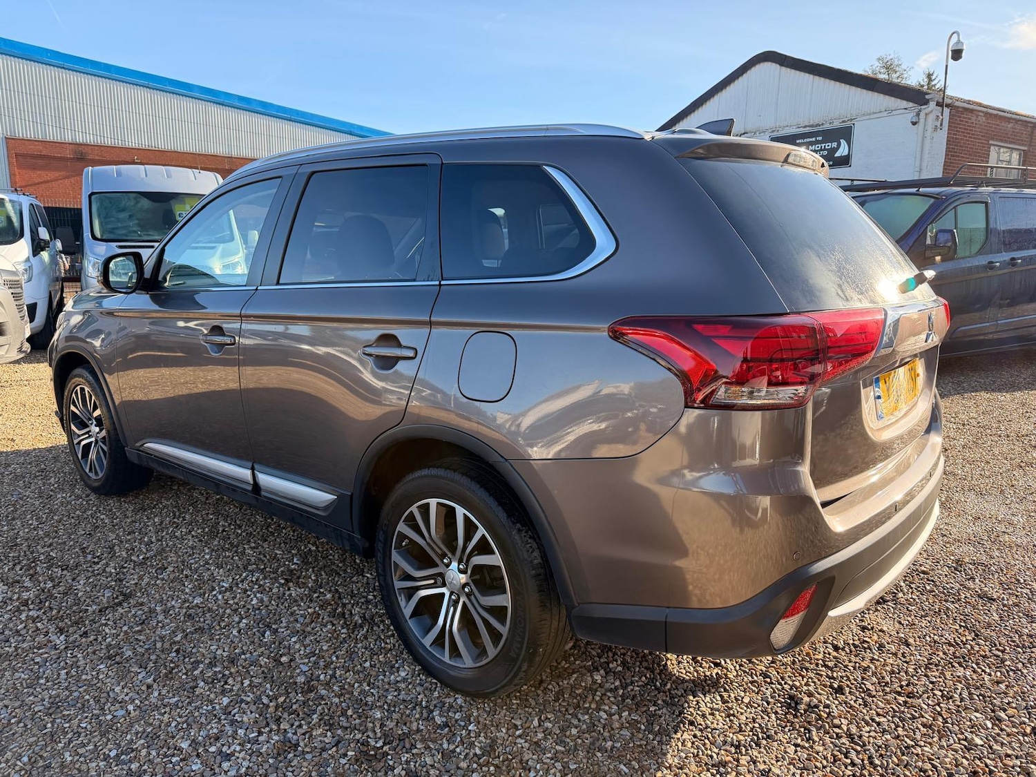 Used Mitsubishi Outlander 2017 for sale - 76728209: Photo 52