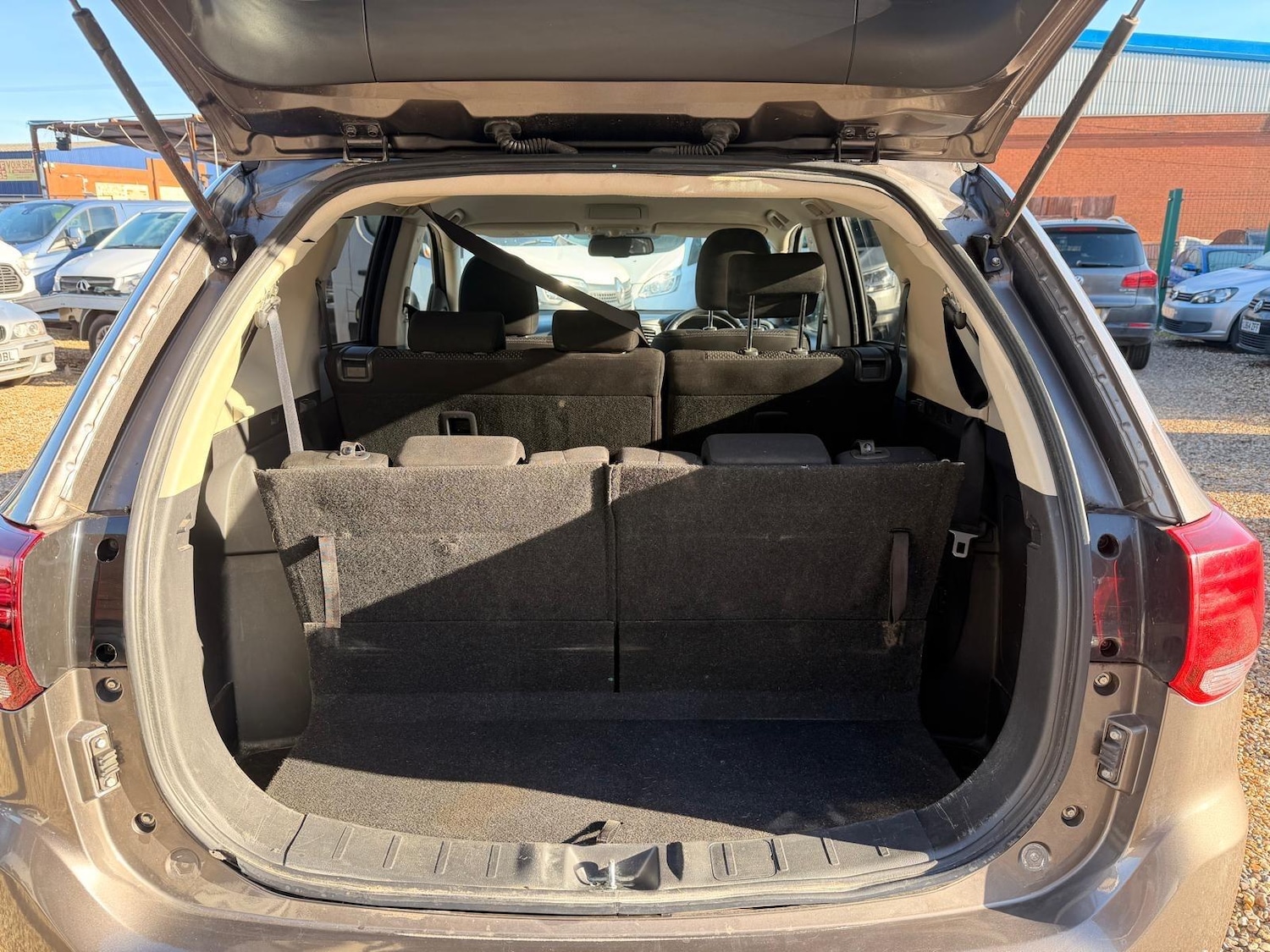 Used Mitsubishi Outlander 2017 for sale - 76728209: Photo 58