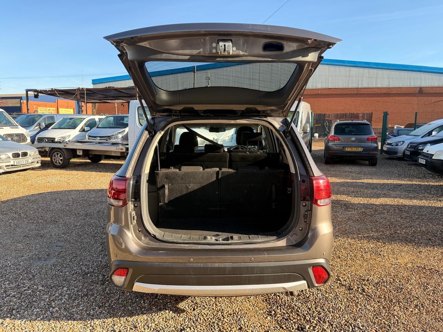 Used Mitsubishi Outlander 2017 for sale - 76728209: Photo 59