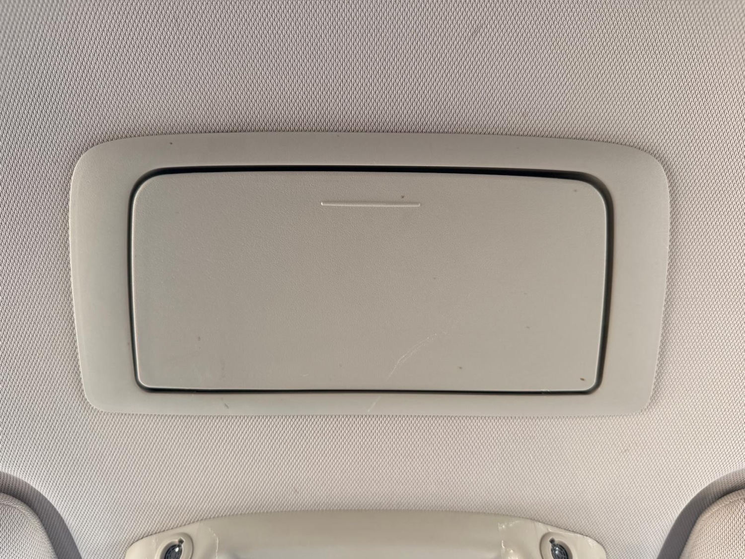 Used Mitsubishi Outlander 2017 for sale - 76728209: Photo 77