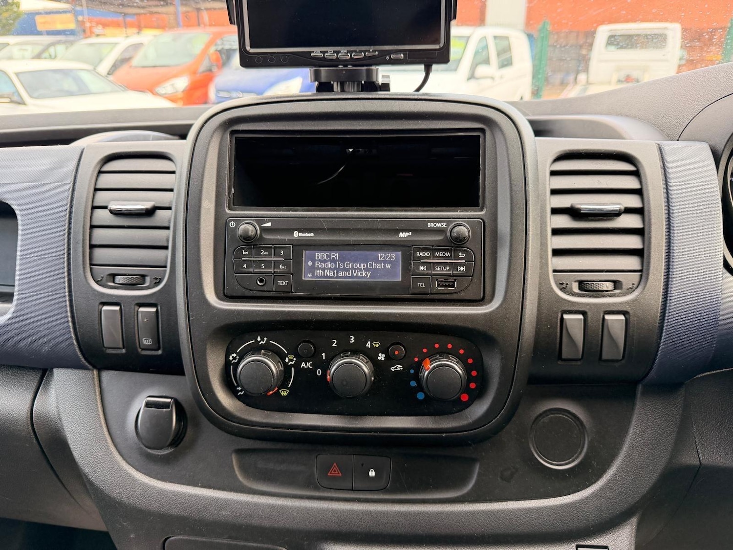 Used Vauxhall Vivaro 2015 for sale - 77478755: Photo 40