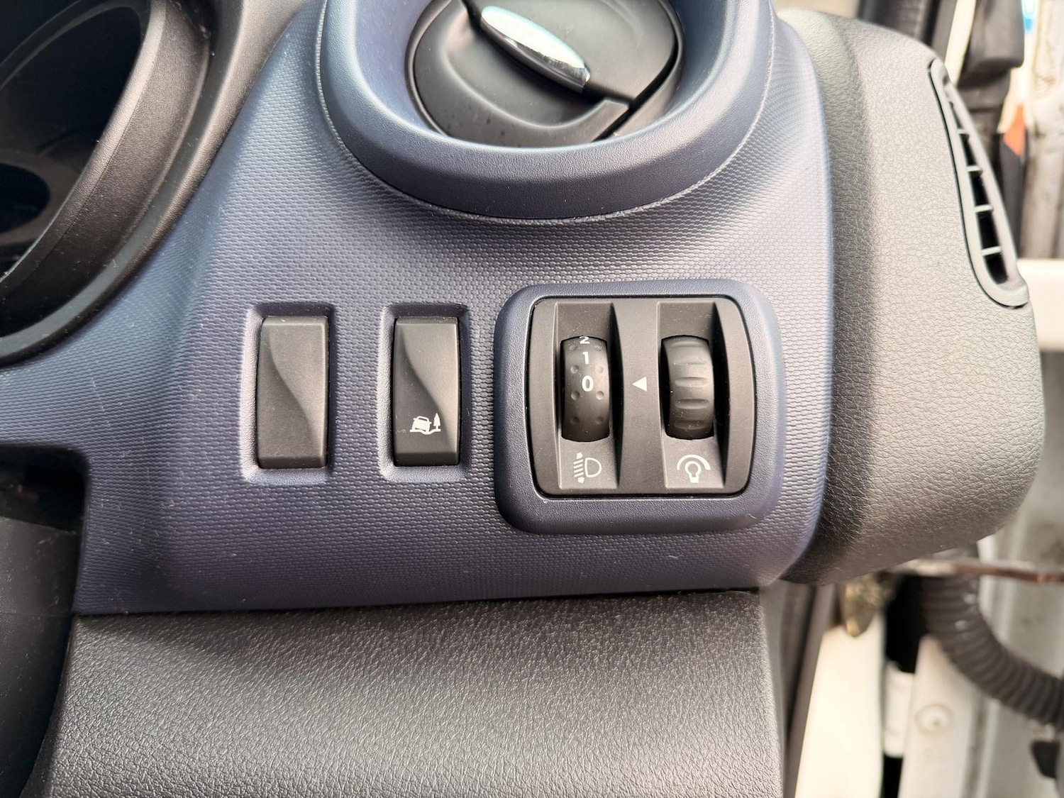 Used Vauxhall Vivaro 2015 for sale - 77478755: Photo 48