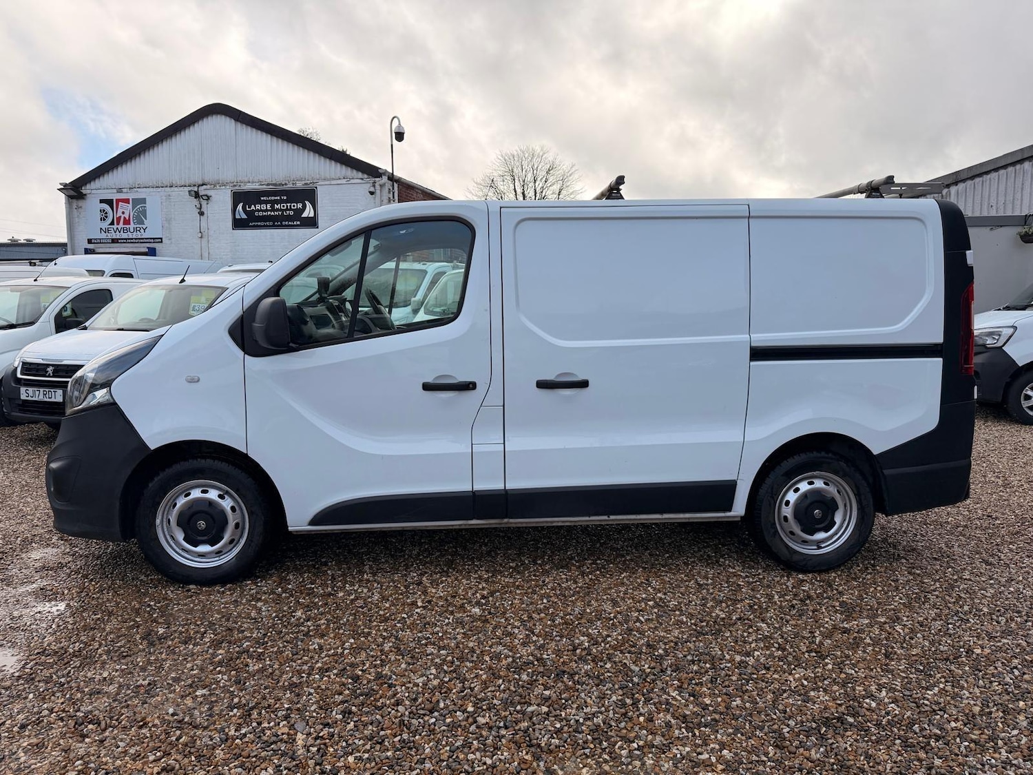 Used Vauxhall Vivaro 2015 for sale - 77478755: Photo 5
