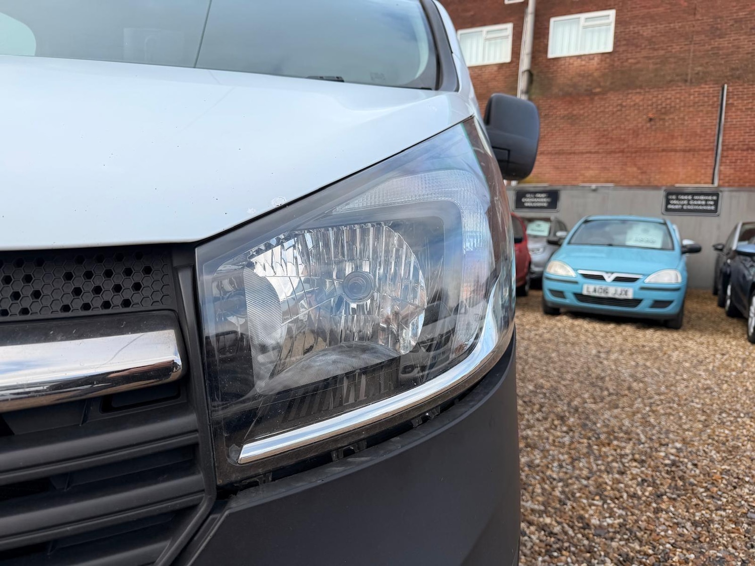 Used Vauxhall Vivaro 2015 for sale - 77478755: Photo 79