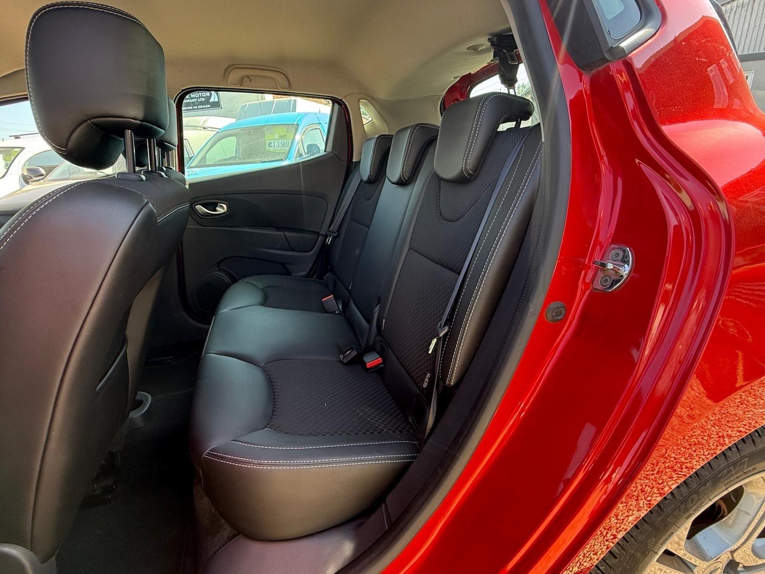 Used Renault Clio 2018 for sale - 76991153: Photo 52