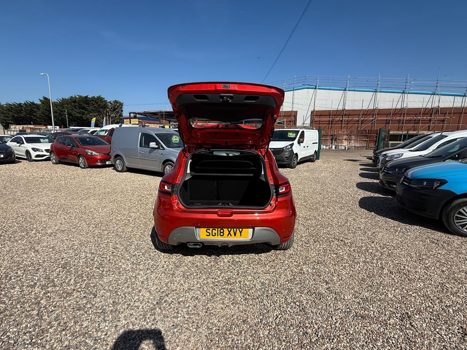 Used Renault Clio 2018 for sale - 76991153: Photo 57