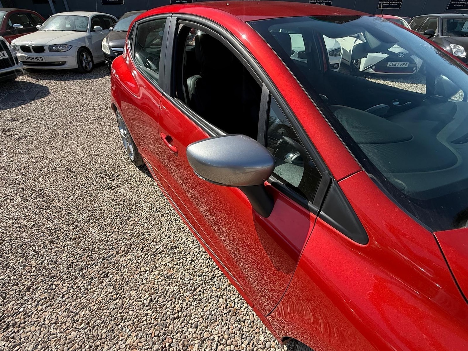 Used Renault Clio 2018 for sale - 76991153: Photo 72