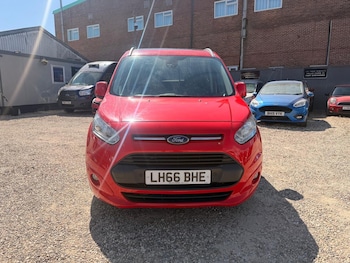 Used Ford Tourneo Connect 2016 for sale - 79441647: Photo