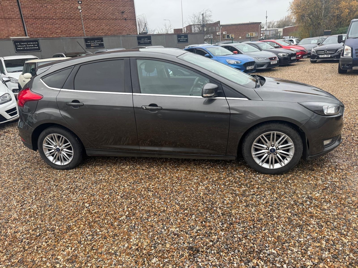 Used Ford Focus 2017 for sale - 76866422: Photo 8