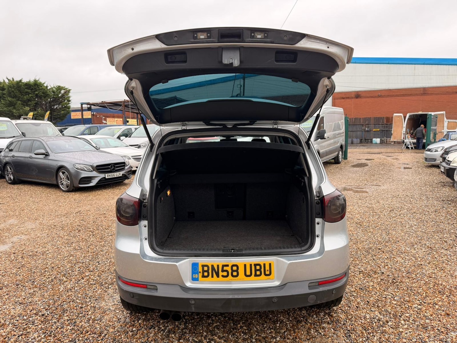 Used Volkswagen Tiguan 2008 for sale - 77908539: Photo 25