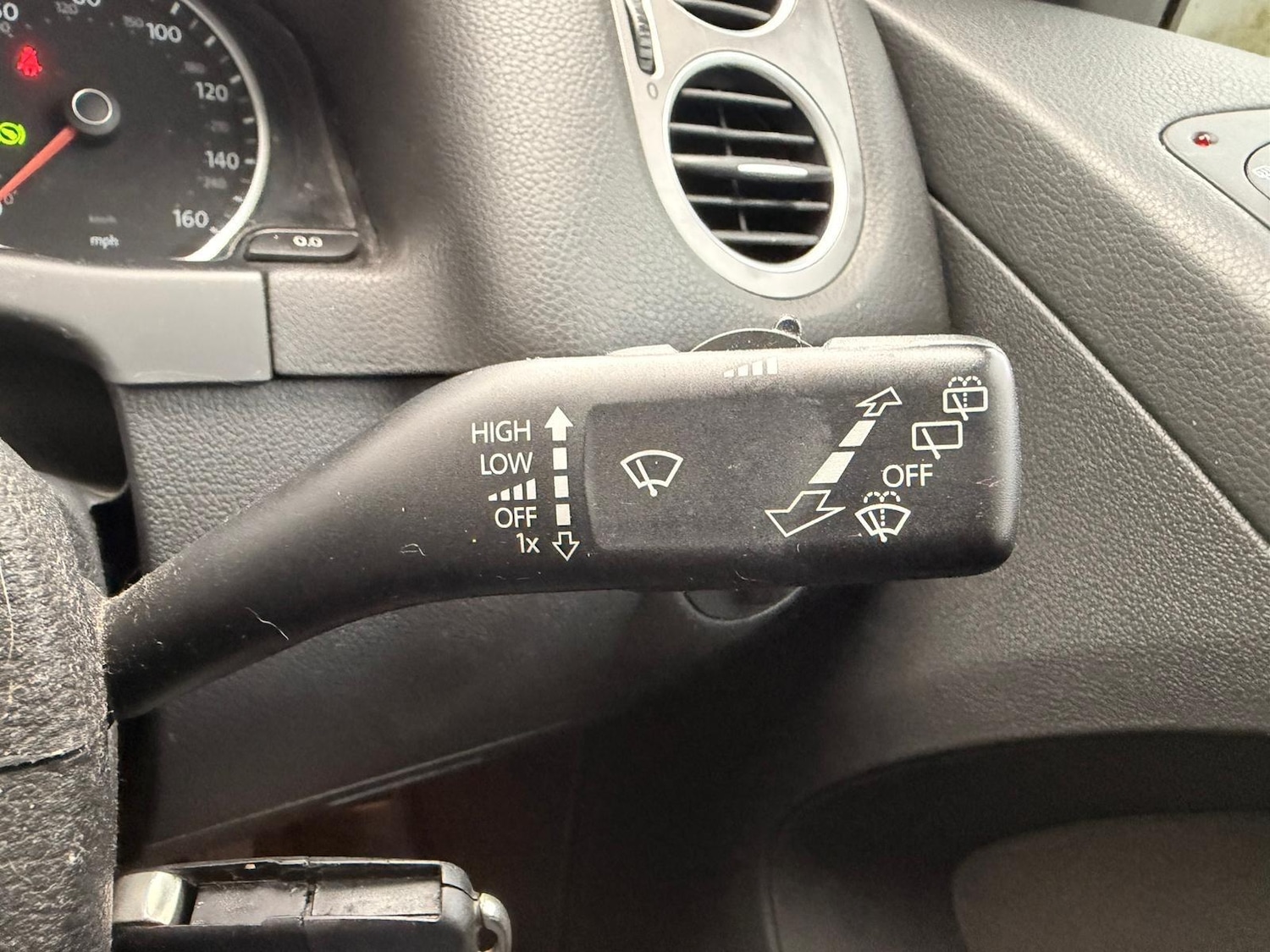 Used Volkswagen Tiguan 2008 for sale - 77908539: Photo 54