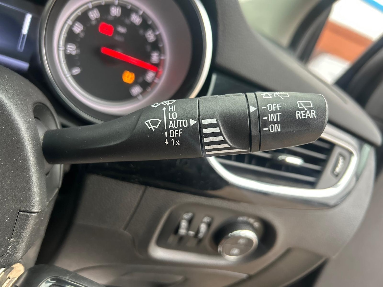 Used Vauxhall Astra 2018 for sale - 76995378: Photo 36