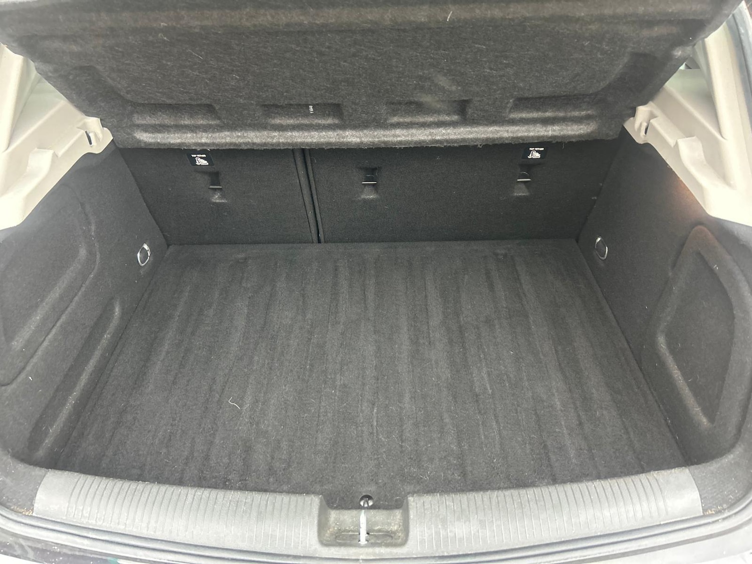 Used Vauxhall Astra 2018 for sale - 76995378: Photo 60