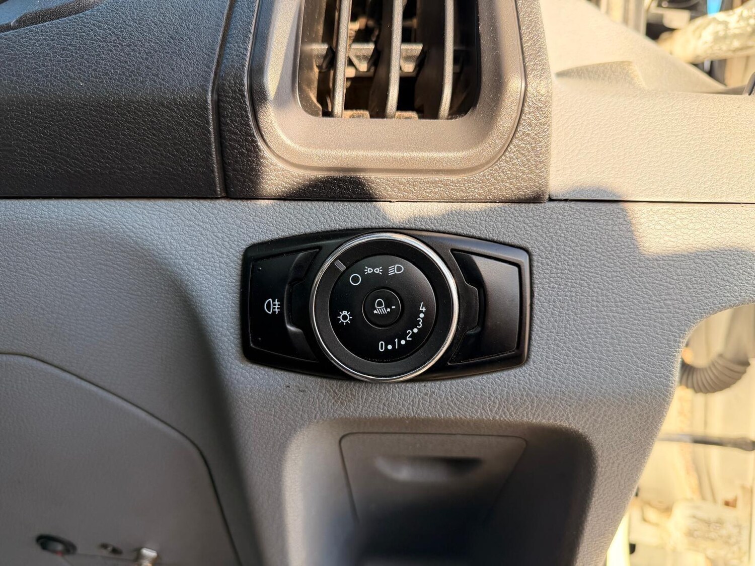 Used Ford Transit 2015 for sale - 77723201: Photo 37