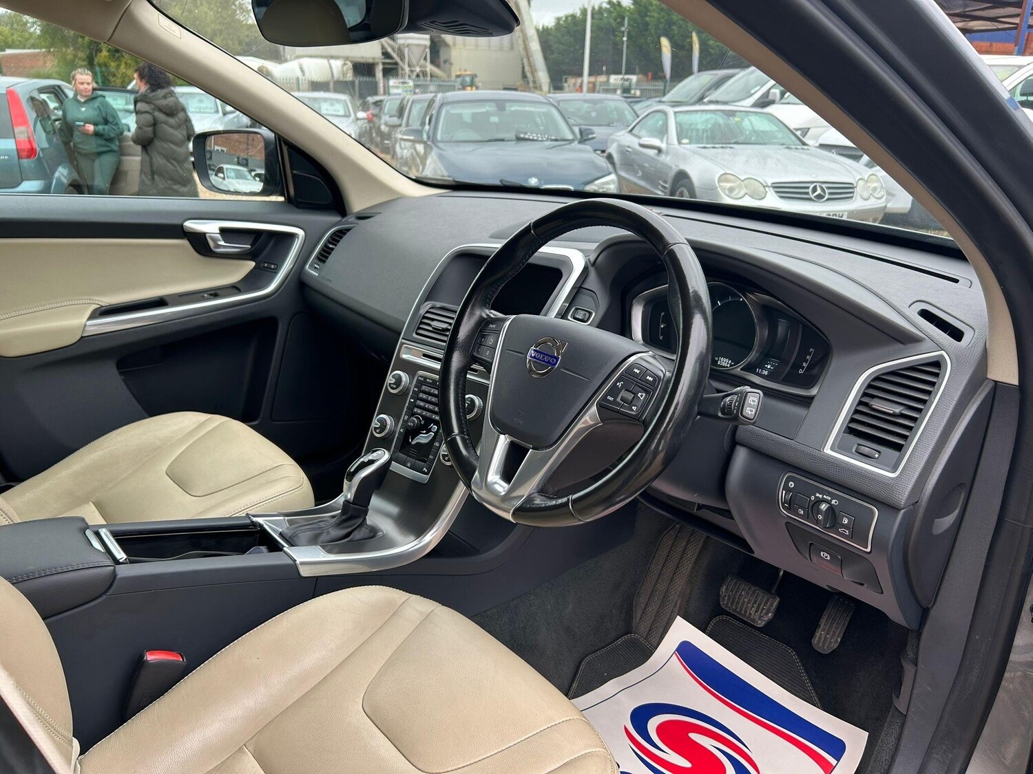 Used Volvo XC60 2015 for sale - 76001276: Photo 10