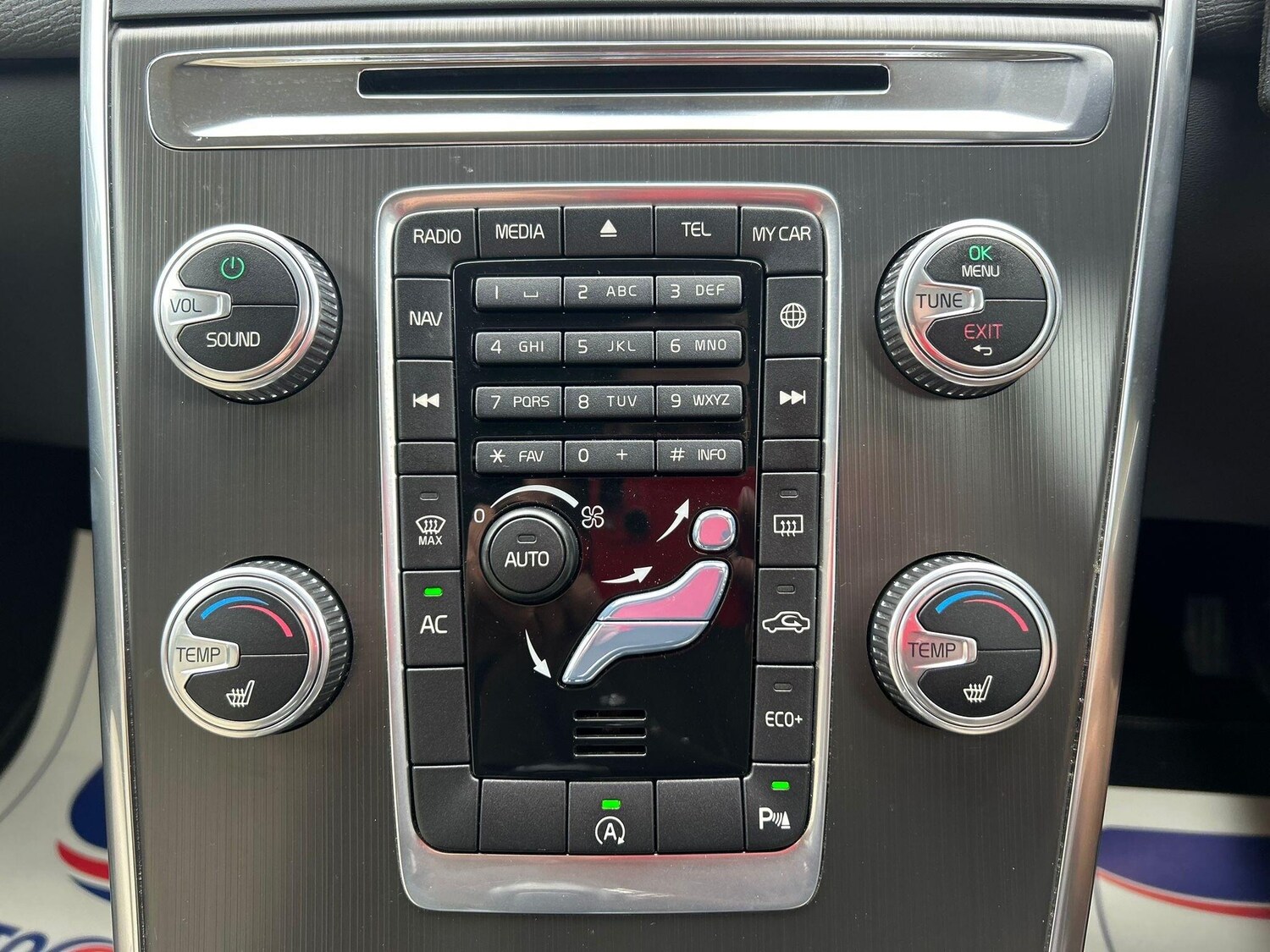 Used Volvo XC60 2015 for sale - 76001276: Photo 11